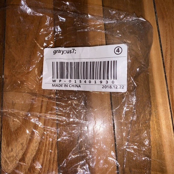 Boots/shoes - Picture 4 of 4